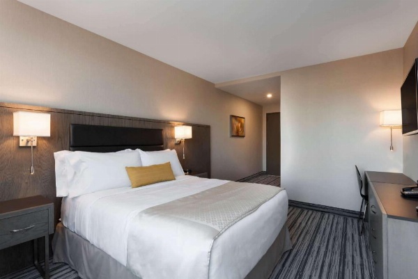 Wyndham Garden LaGuardia South image 23