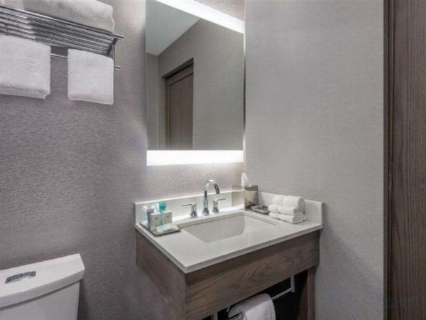 Wyndham Garden LaGuardia South image 24